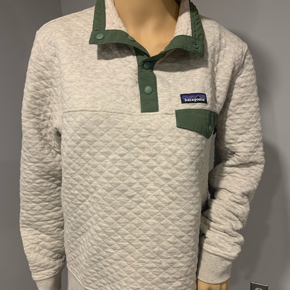 Quilted pull over